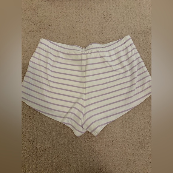 Lake Pima Ruffle Shorts Set - Picture 3 of 6